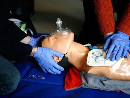 Curso de técnico en emergencias sanitarias